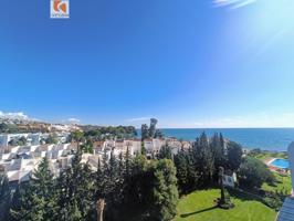 Se vende apartamento frontal al mar en Estepona photo 0