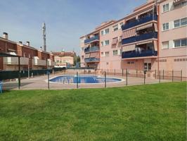 Amplio piso de 4 dormitorios con parking y trastero, en Campo Claro, Tarragona photo 0
