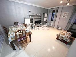 Piso En venta en Recas photo 0
