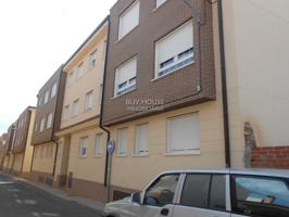 Piso En venta en Camarena photo 0