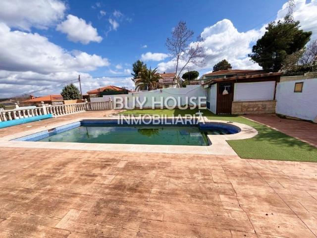 Piso En venta en El Viso De San Juan photo 0