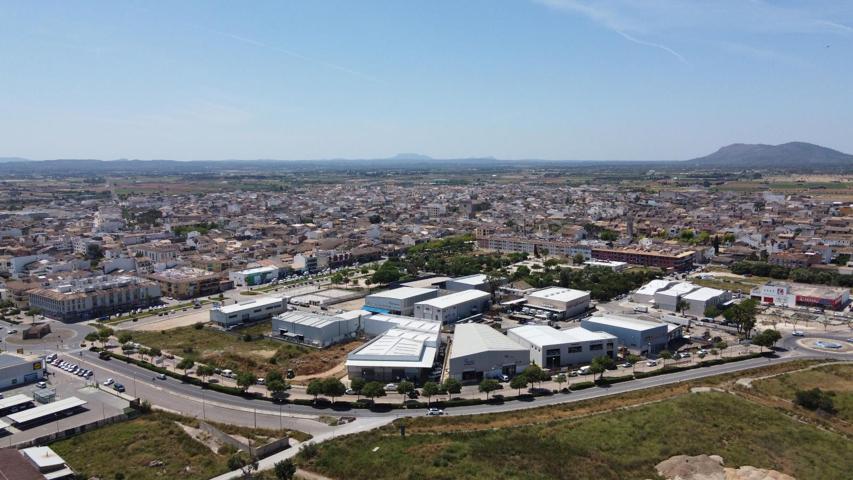 Solares industriales en Sa Pobla photo 0