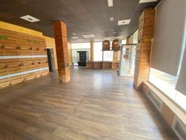 Local comercial de alquiler en Sa Pobla photo 0