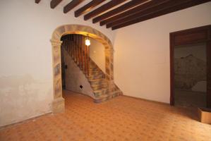 Casa EN EXCLUSIVA a reformar en Sa Pobla photo 0