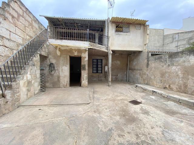 Casa EN EXCLUSIVA a reformar en Sa Pobla photo 0