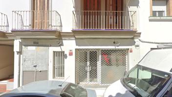 LOCAL ACONDICIONADO EN CALLE ABAJO photo 0