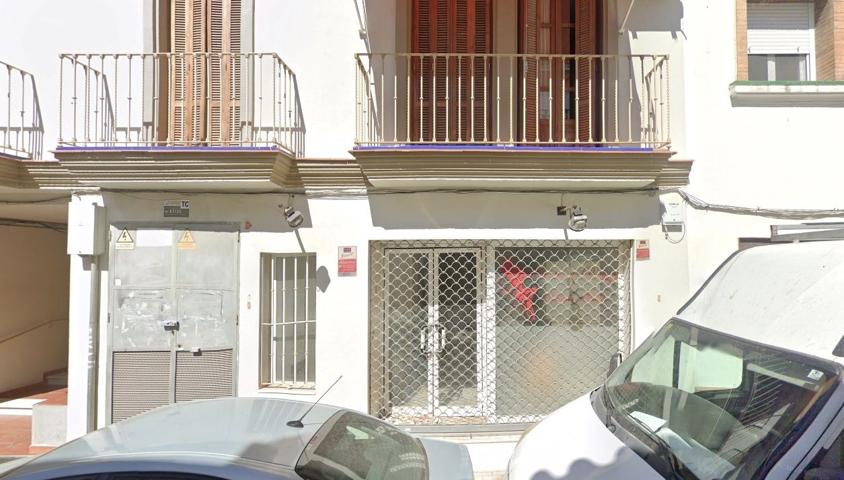 LOCAL ACONDICIONADO EN CALLE ABAJO photo 0