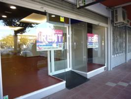 087260-EMPURIABRAVA AV. FAGES DE CLIMENT Local comercial en alquiler anual photo 0