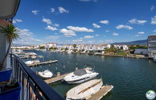 PORT EMPORDÀ Precioso apartamento de 2 dormitorios con gran terraza y vistas al canal y licencia turística photo 0