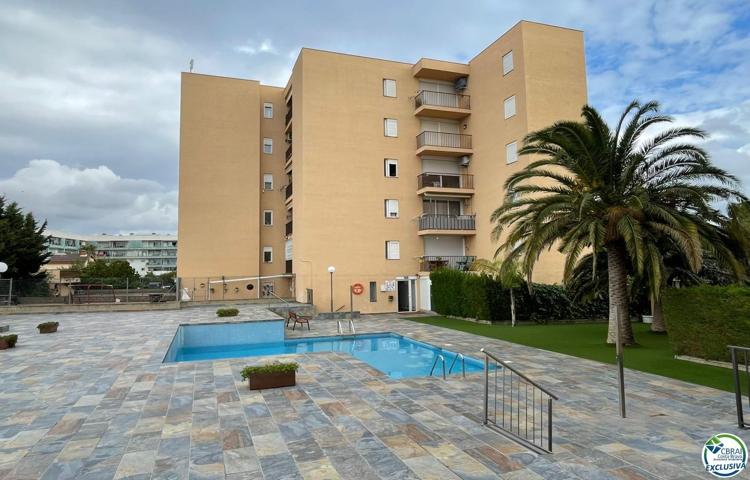 SANTA MARGARIDA Apartamento de un dormitorio en bonito edificio con jardín, piscina y parking photo 0