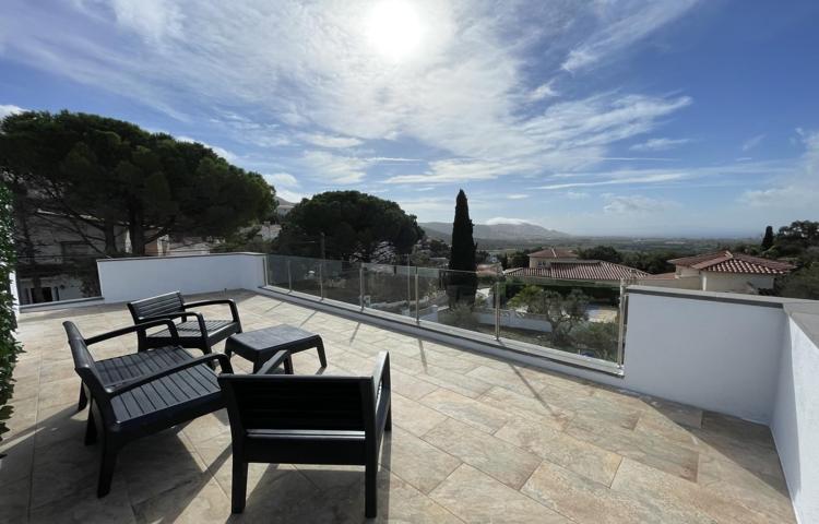 MAS FUMATS Villa reformada con licencia turística photo 0