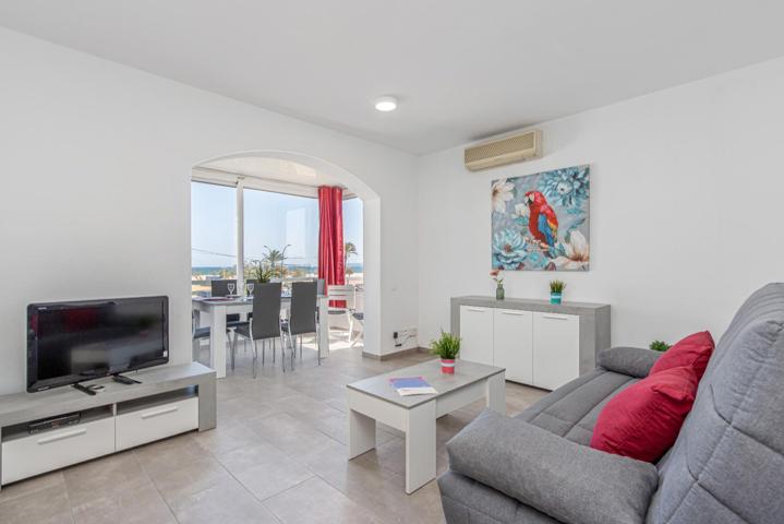 BAHIA Exclusivo apartamento reformado con vistas al mar y licencia turística photo 0