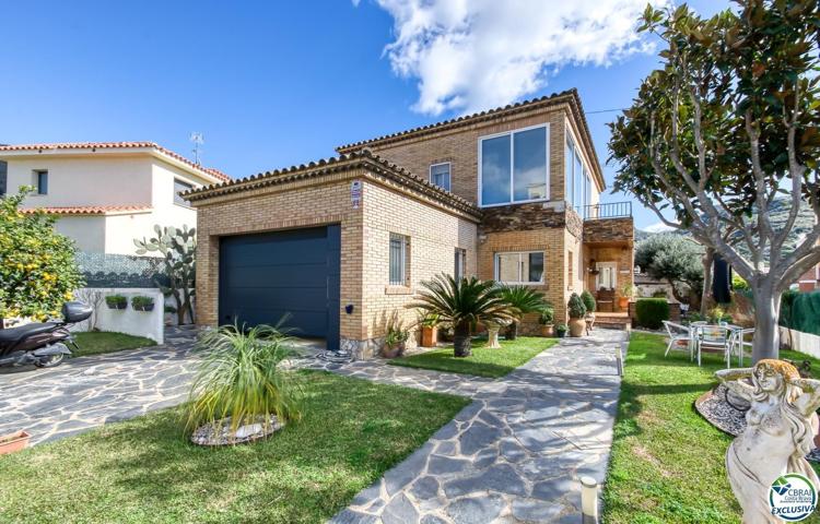 MAS OLIVA Acogedora casa independiente en Roses, con piscina privada, amplio jardín y garaje photo 0
