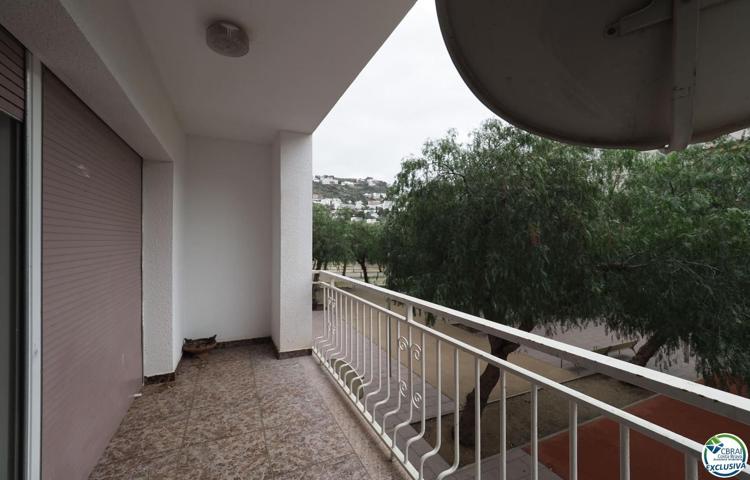 ROSES CENTRE Apartamento amplio céntrico y a 250 m de la playa photo 0