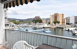 SANTA MARGARIDA Elegante apartamento de tres dormitorios con impresionantes vistas al canal photo 0