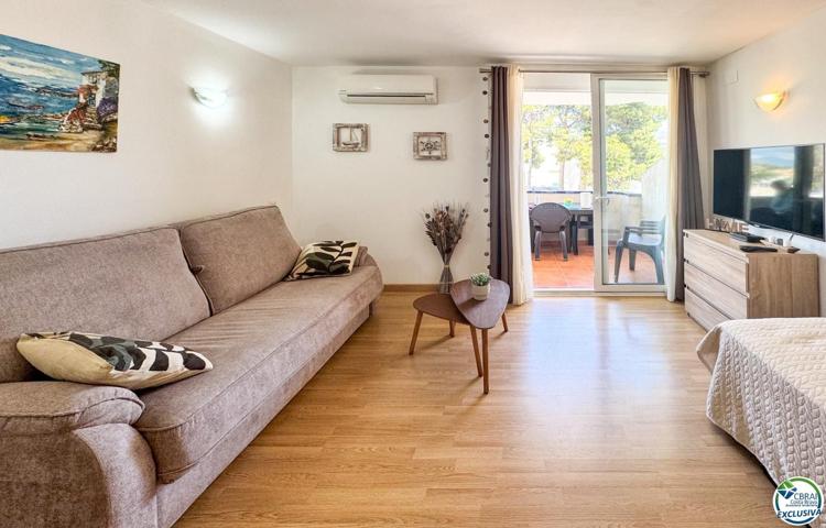 PORT JOAN Estudio moderno y reformado con terraza privada de 7m² photo 0