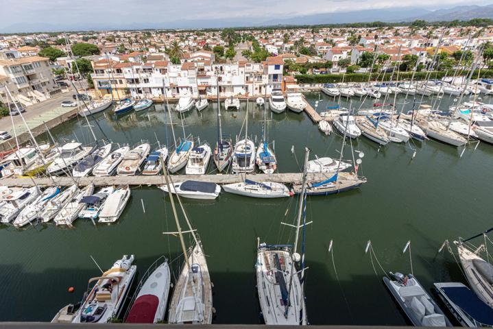 PORT GREC Amarre 7x2.5 m apto para velero photo 0