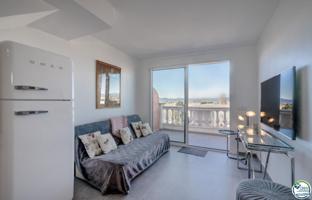 GRAN RESERVA Apartamento reformado con ascensor cerca del mar y con piscinas y jardines comunitarios photo 0