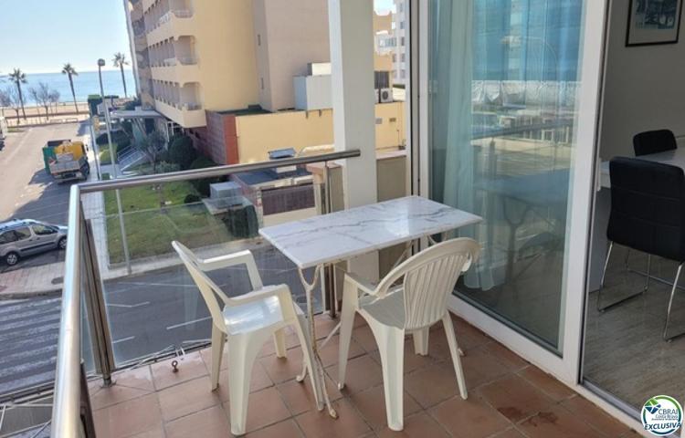 SANTA MARGARIDA Apartamento de dos dormitorios con terraza a 100 metros de la playa y con plaza de parking photo 0