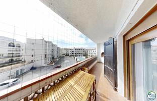 POBLAT TÍPIC-LAS CHABOLAS Apartamento de 2 dormitorios con piscina comunitaria a 750m de la playa en Empuriabrava photo 0