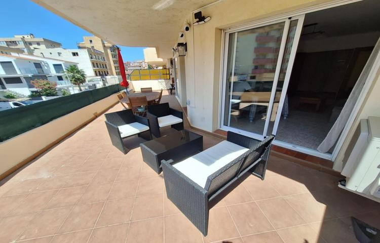 SANTA MARGARIDA Apartamento de tres dormitorios con gran terraza y parking privado a 200 metros de la playa photo 0