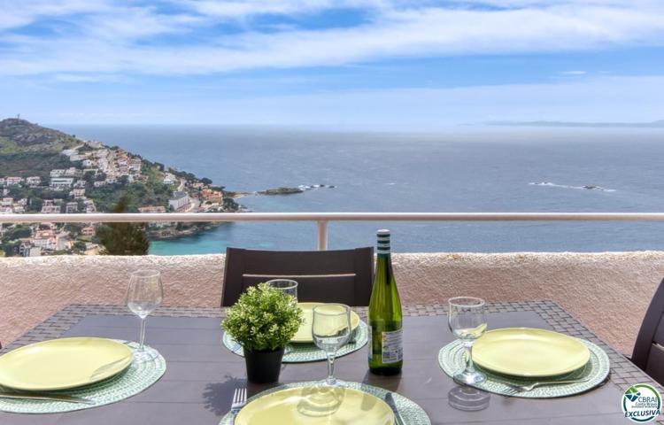 CANYELLES Casa de 2 dormitorios y parking en Roses con vistas al mar y licencia turística photo 0