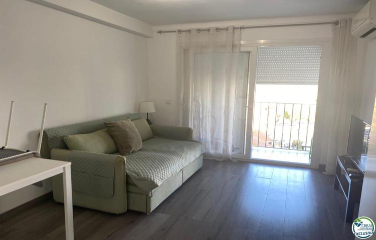 MUGA Estudio Reformado a 100 m de la Playa en Empuriabrava photo 0