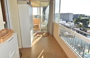 SANTA MARGARIDA Bonito apartamento con gran terraza acristalada, vistas al canal y trastero privado photo 0