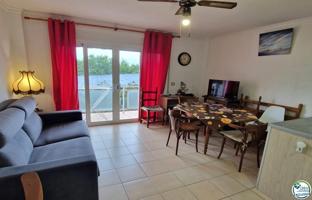 ROSES CENTRE Apartamento con terraza en el Centro de Roses, a tan solo 160 metros del mar. photo 0