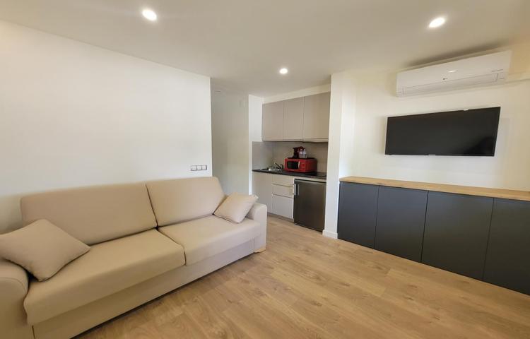 ONADA Estudio renovado con licencia turística en venta photo 0