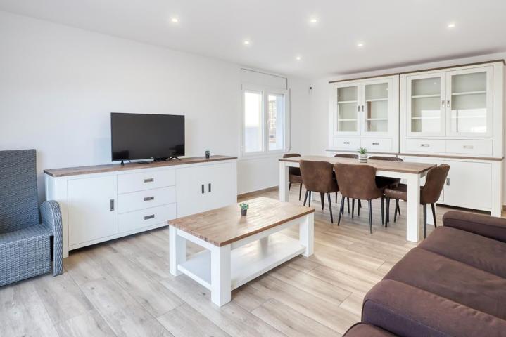 MAS OLIVA Piso reformado en zona tranquila de Mas Oliva Roses photo 0