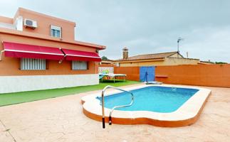 Chalet independiente con piscina photo 0
