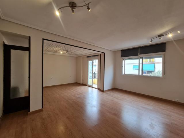 Se vende piso en rentabilidad photo 0