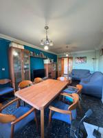 Amplio piso muy luminoso con garaje y trastero photo 0