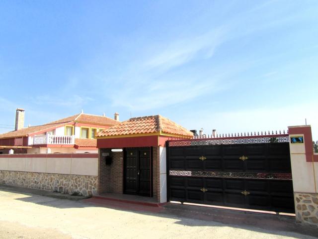 Unifamiliar En venta en Ciudad De Asís - Font-Calent - El Bacarot, Alicante photo 0