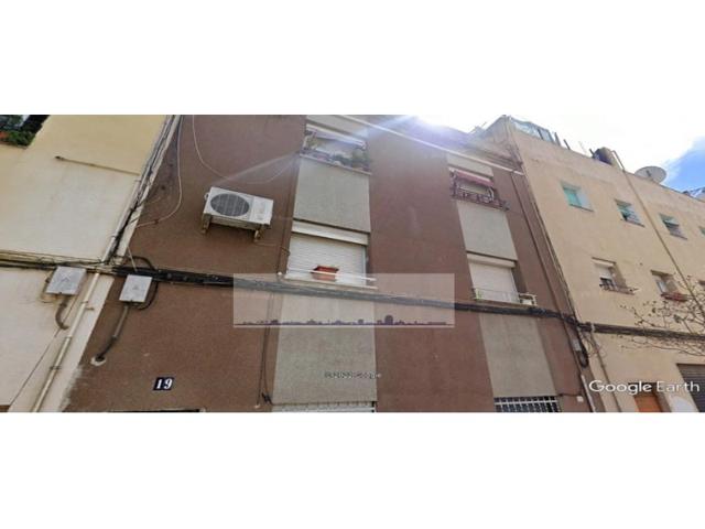 Comunidad En venta en La Salut, Badalona photo 0