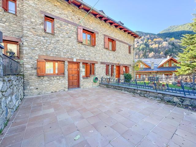 Casa en Os de Civis photo 0