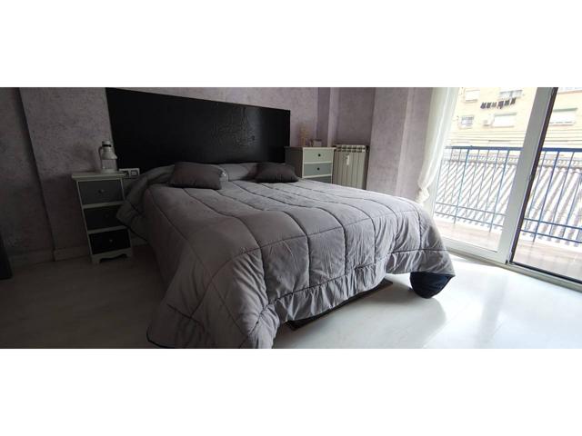 Piso en Calle Lardero photo 0