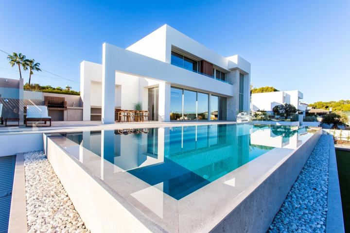 Villa de diseño moderno lista para entrar a vivir photo 0