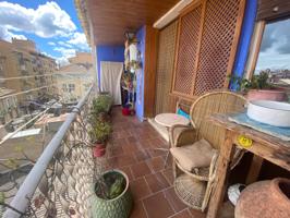 Vivienda de tres habitaciones en el centro de Huesca photo 0