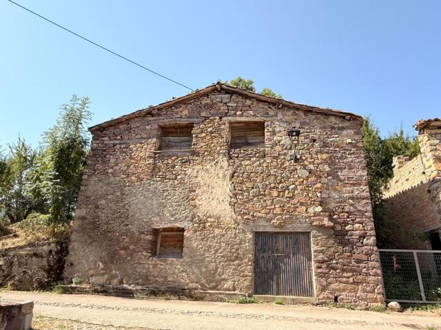 ¡Venta de Borda en Bisaurri, Pirineo Aragonés! photo 0