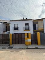 Venta de casa 4 dormitorios, 3 baños, con 2 patios photo 0