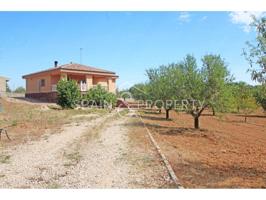 Chalet en venta en Montserrat photo 0