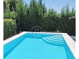 Bonito chalet a la venta en suelo urbano en unidad de ejecución en Montserrat photo 0