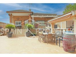 Precioso chalet a la venta en Montserrat, Valencia. photo 0
