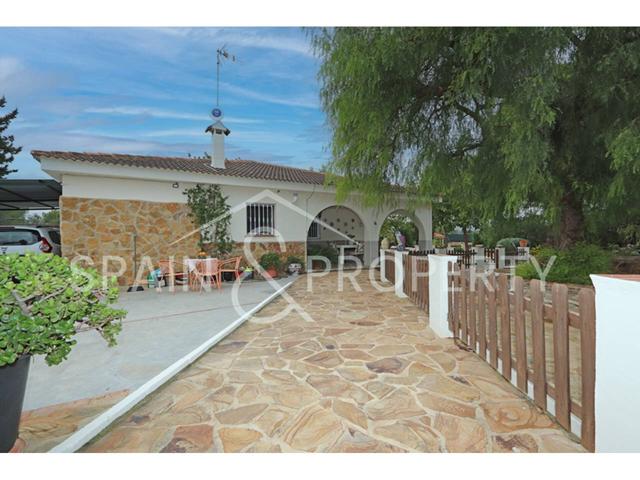 Chalet a la venta en suelo rústico en Real, Valencia photo 0