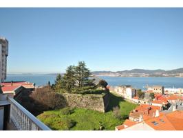 Atico en venta en Centro-Areal(36202) photo 0