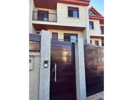 Chalet adosado en venta en Teis(36207) photo 0