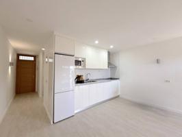 Apartamento en alquiler - Los Cristianos photo 0