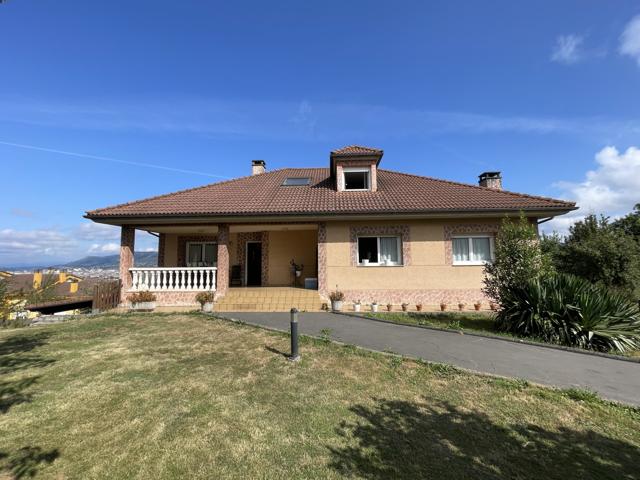 Casa En venta en Lg Faro De Arriba, Oviedo photo 0